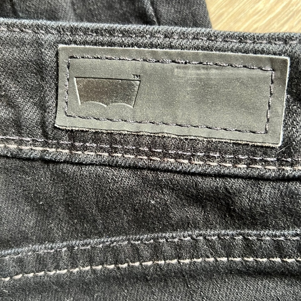 LEVI’S Bold Curve Mid Rise Modern Fit Skinny Jeans Size 7S - Picture 15 of 16